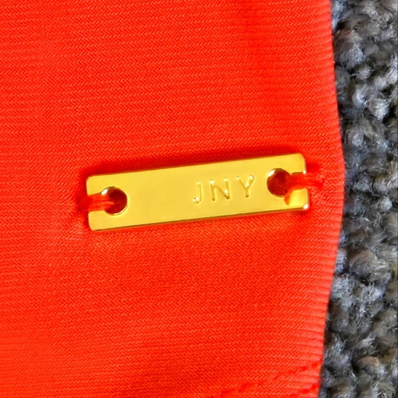 Jones New York Signature Orange Short Sleeve Blouse Size Medium - Picture 7 of 7